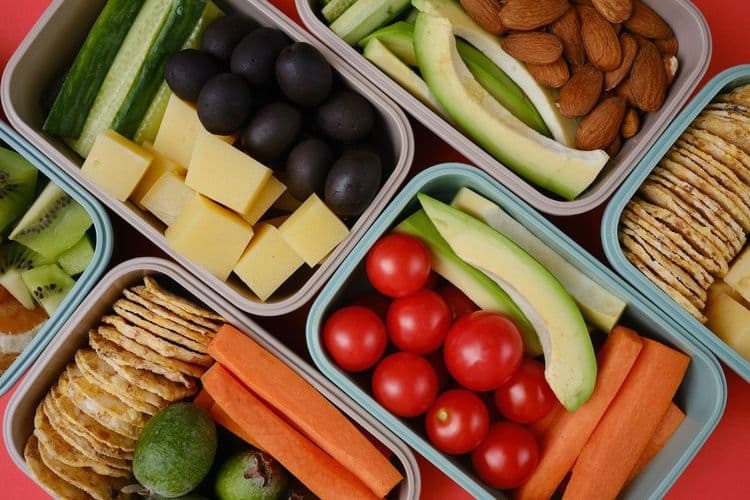 4 Ideas for Healthy, On-the-Go Lunch Snackables