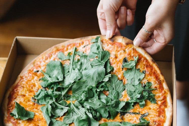 6 Key Questions Before You Start Snacking